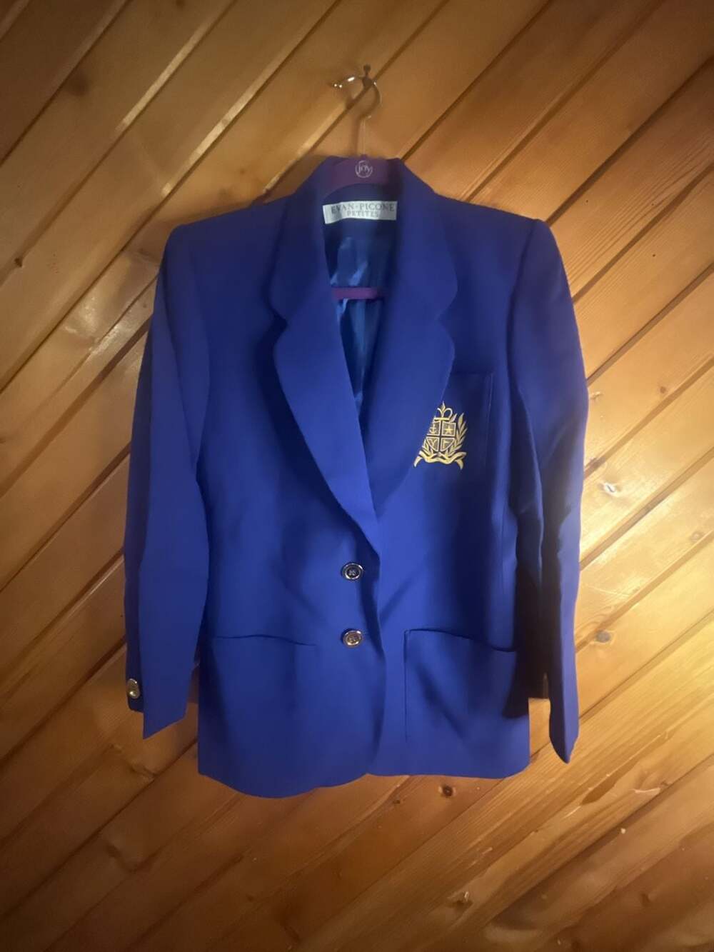 Evan-Picone Petites Vintage Royal Blue Blazer with Embroidered Crest
